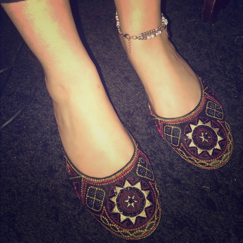 Multicolored slip ons